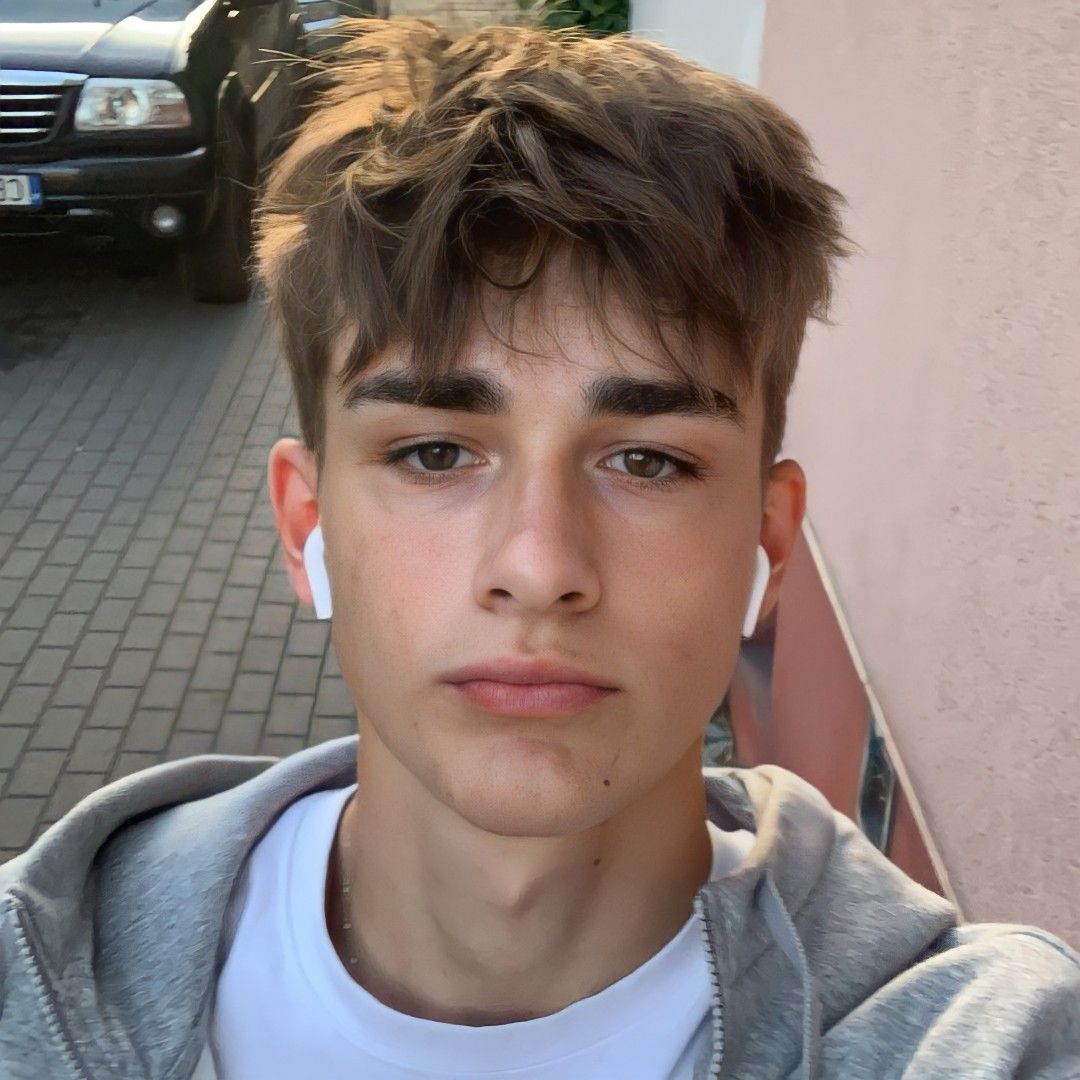 Mens Straight Hairstyles, Straight Hair Cuts, Boy Hairstyles, Short