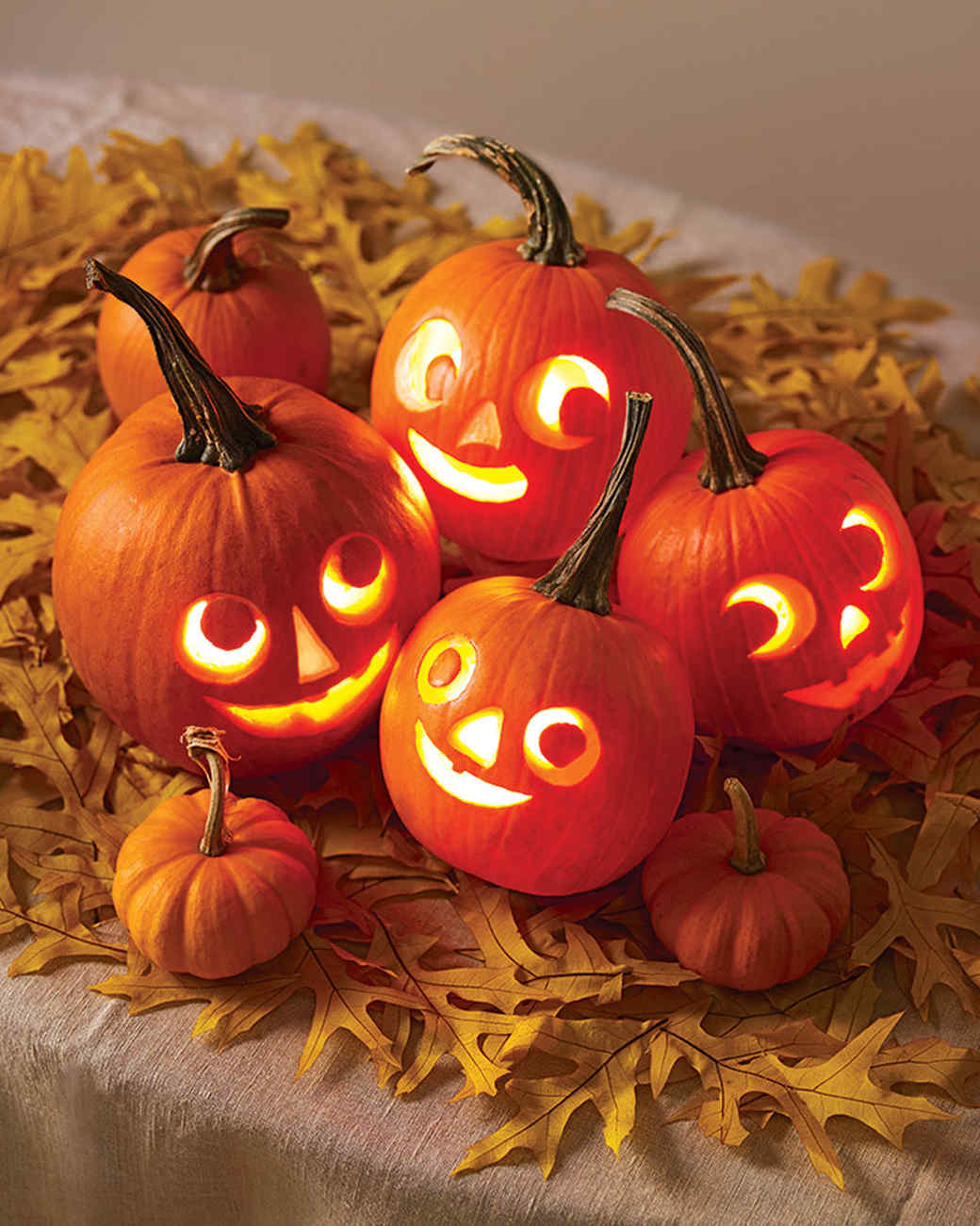 Centerpiece of Mini Jack-o'-Lanterns | Martha Stewart