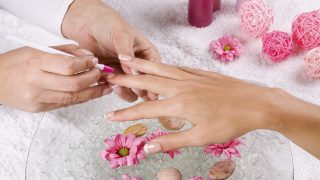 salon and nail Nail salon etiquette: how much should you tip?