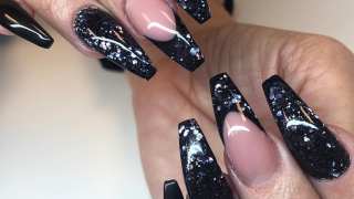 black nails art Pin on nails design